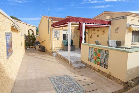 Villa i La Marina, Alicante, La Marina - € 174.950 | Ref: NP: 841 - foto 1